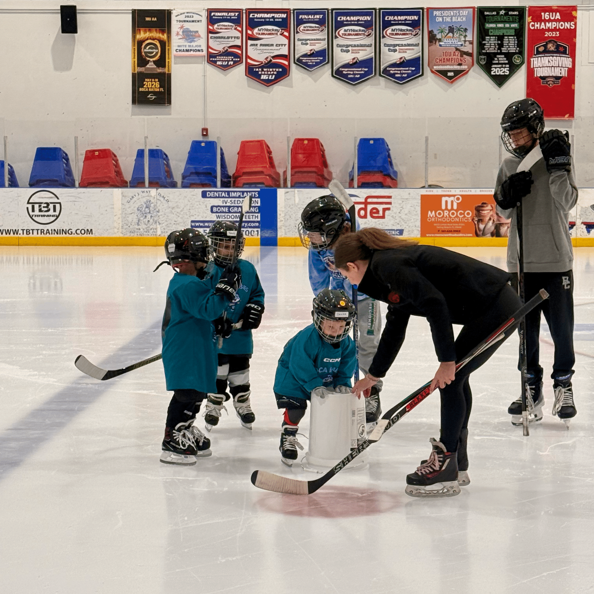 Young hockey skater participating in Boca Babies